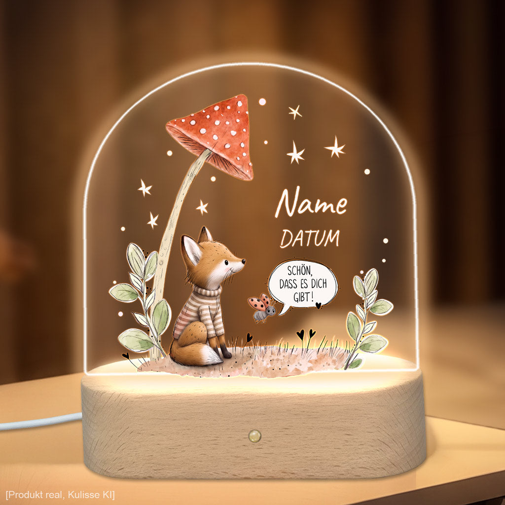 Aufgedruckter Name und Wunschdatum auf der Acrylglasscheibe mit Waldtier-Motiv