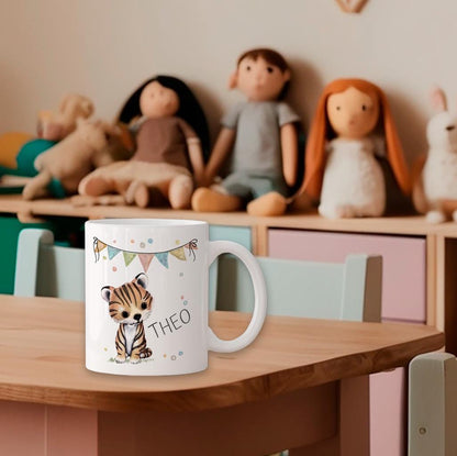 Kindertassen personalisiert - Tasse mit Namen, Geschenk zum Geburtstag, Kinder Weihnachtsgeschenke, Becher mit Katze, Einhorn & Hund Design