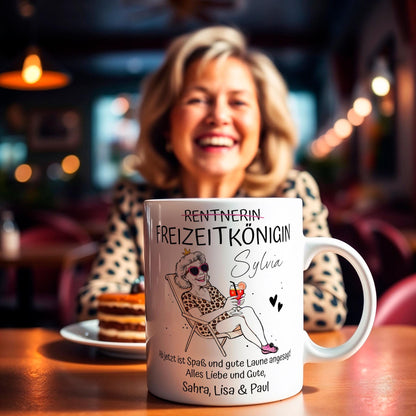 Lustige Abschiedsgeschenke Rente Idee - Rentner Geschenkideen, Tasse Rente Geschenk Frau, Renteneintritt Geschenk Kollegin, Freizeitkönigin