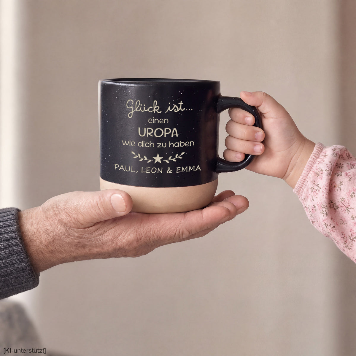 Gravierte Steingut Tasse – Glück ist, eine(n) Lieblingsmenschen wie dich zu haben