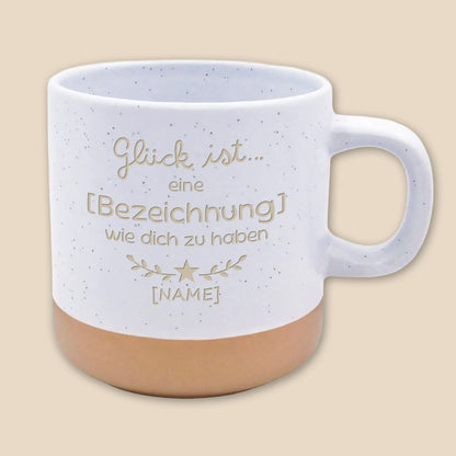 Gravierte Steingut Tasse – Glück ist, eine(n) Lieblingsmenschen wie dich zu haben